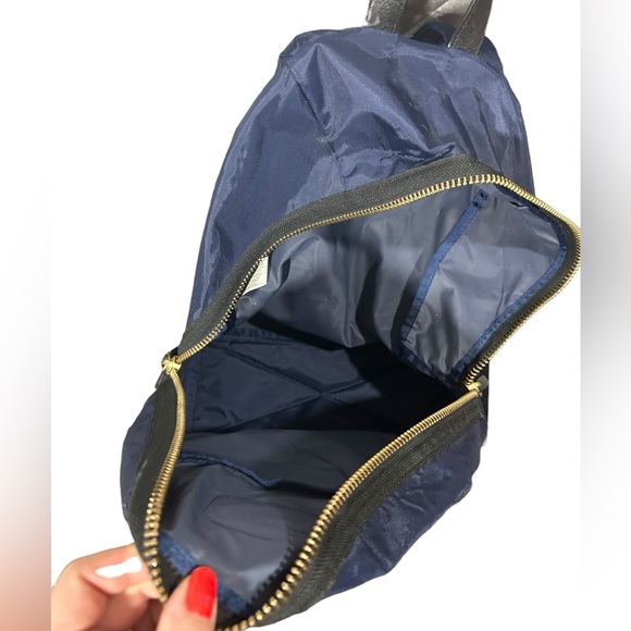 🎒 MARC JACOBS navy blue backpack | gold zippers - Picture 6 of 8